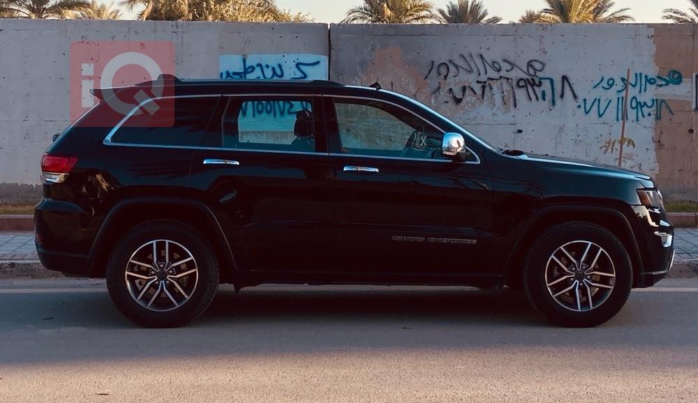 جيب جراند شيروكي